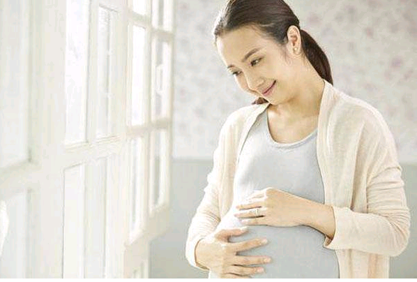 广州代孕医疗器级|「昭通三代试管婴儿费用什么」胎宝宝在宝妈肚子里原来吃