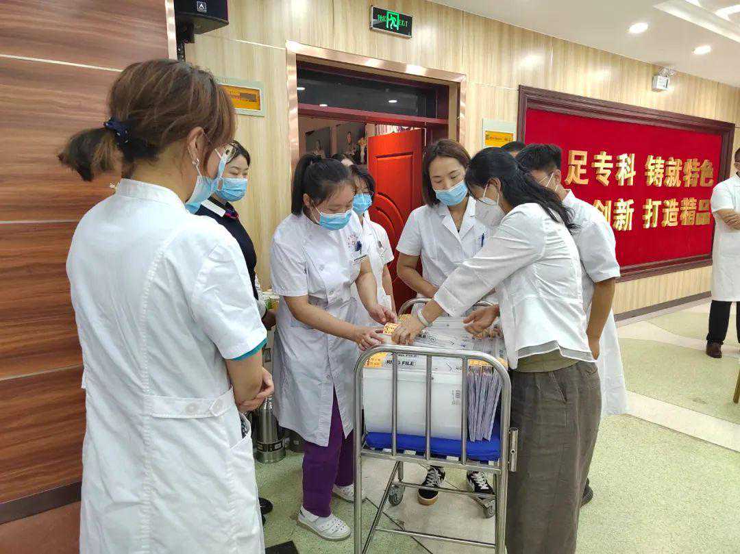 广州有中介找代孕|赤峰附属医院可以做三代试管吗？